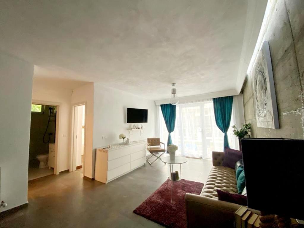 Green Hill Villa Călimăneşti المظهر الخارجي الصورة