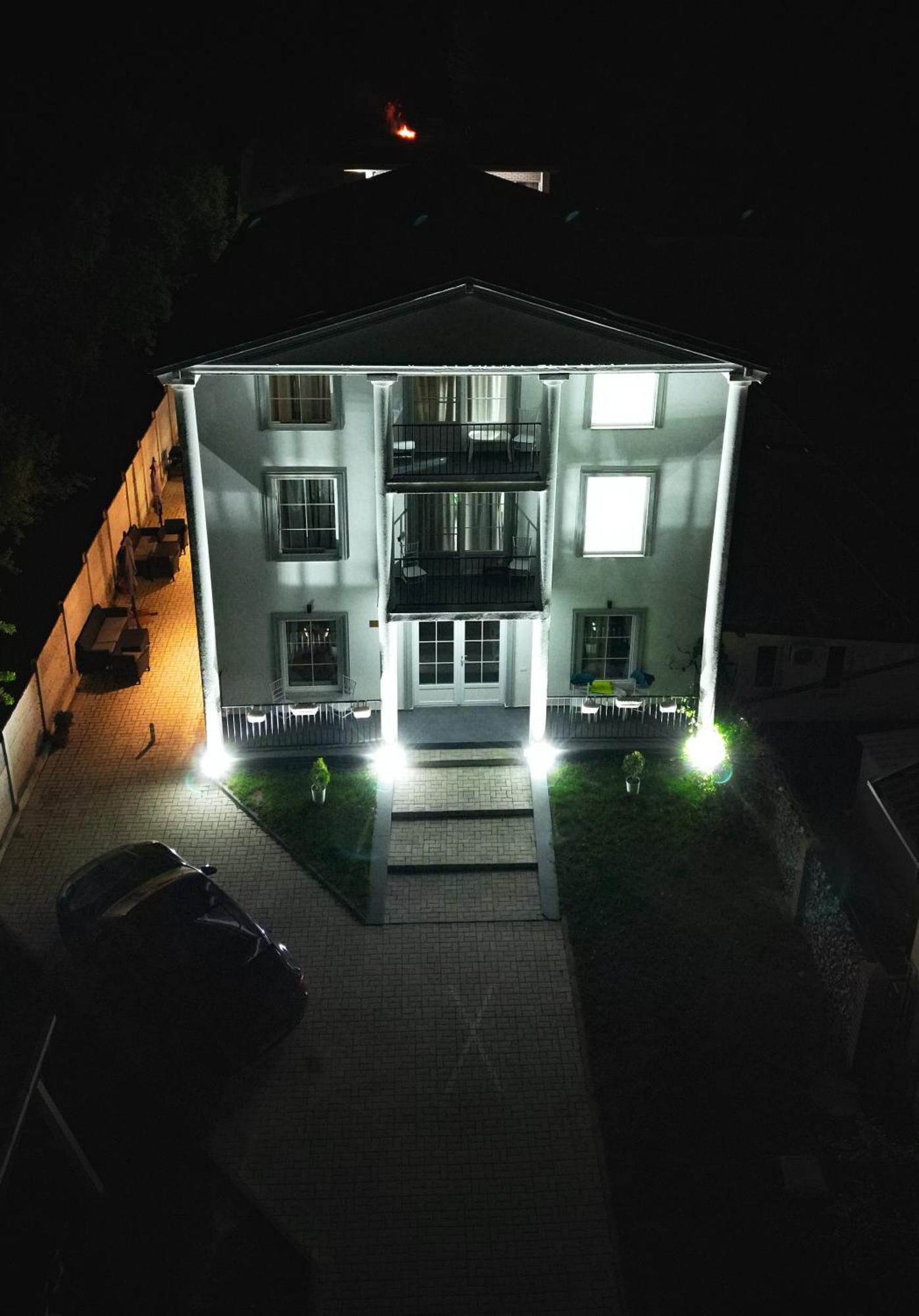 Green Hill Villa Călimăneşti المظهر الخارجي الصورة